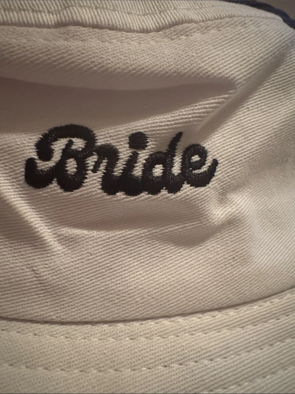 NWT White Adjustable Bride Embroidered Bucket Hat, Summer Hats, O/S